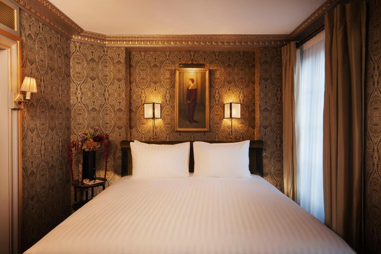 Maison Proust, & La Hotel Parijs